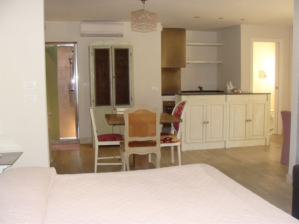 Bb 22 Charming Rooms & Apartments Palermo Eksteriør billede